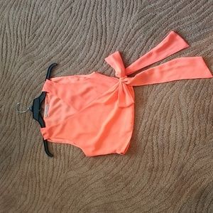 Alice & Olivia peachy orange wrap top tie at the waist size 4
